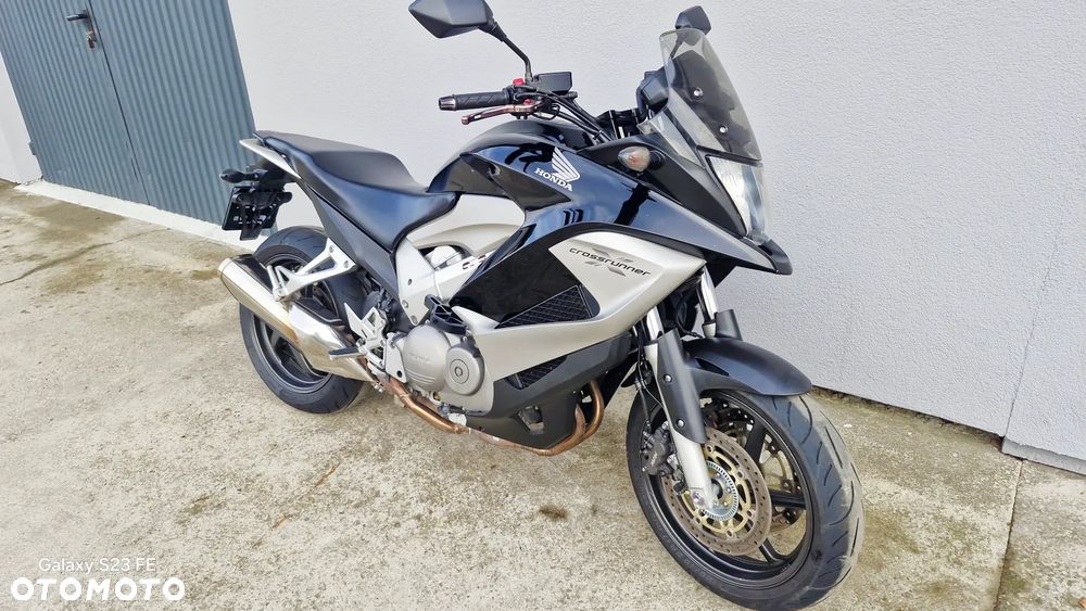 Honda VFR - 1