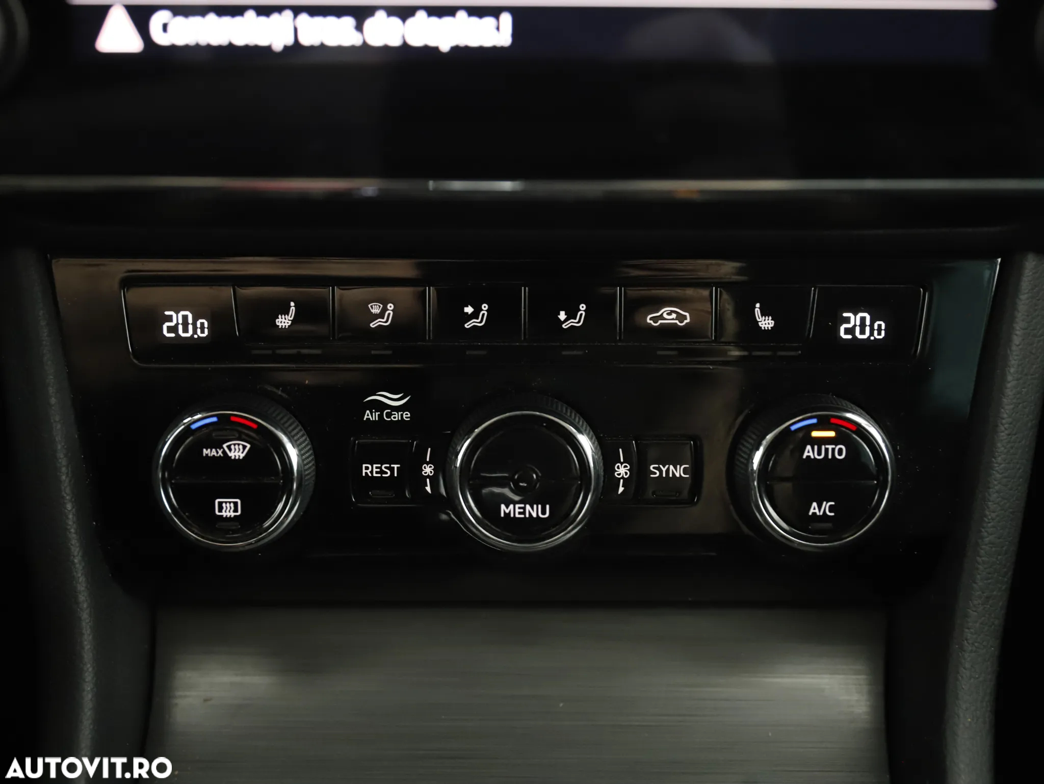 Skoda Superb Combi 2.0 TDI DSG Ambition - 18