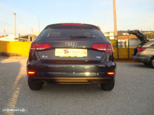 Audi A3 Sportback 1.6 TDI Sport - 11