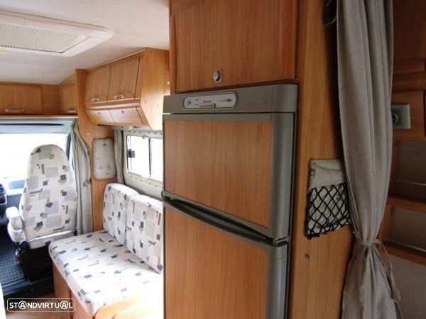 Adria Adriatik Coral 650 SP Cama Francesa - 13