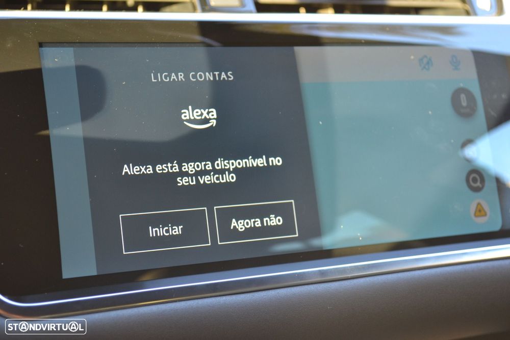 Land Rover Range Rover Evoque 1.5 P300e AWD SE Auto - 48