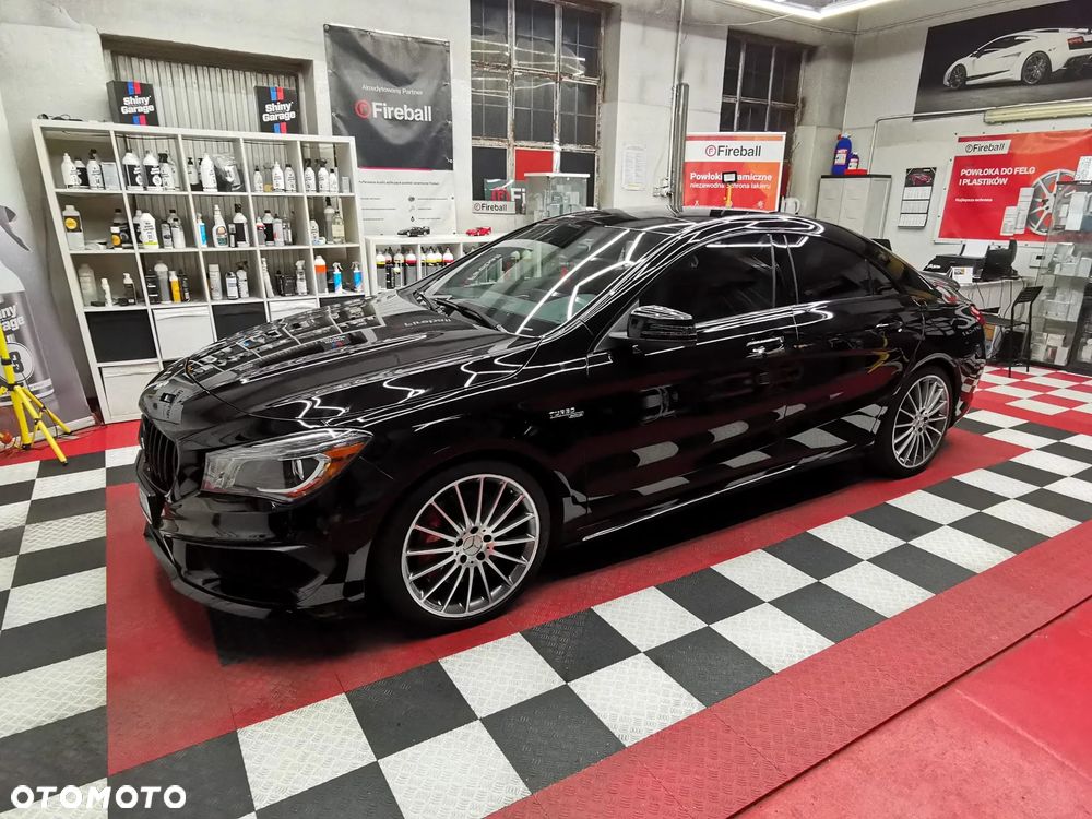 Mercedes-Benz CLA 45 AMG 4Matic 7G-DCT - 3