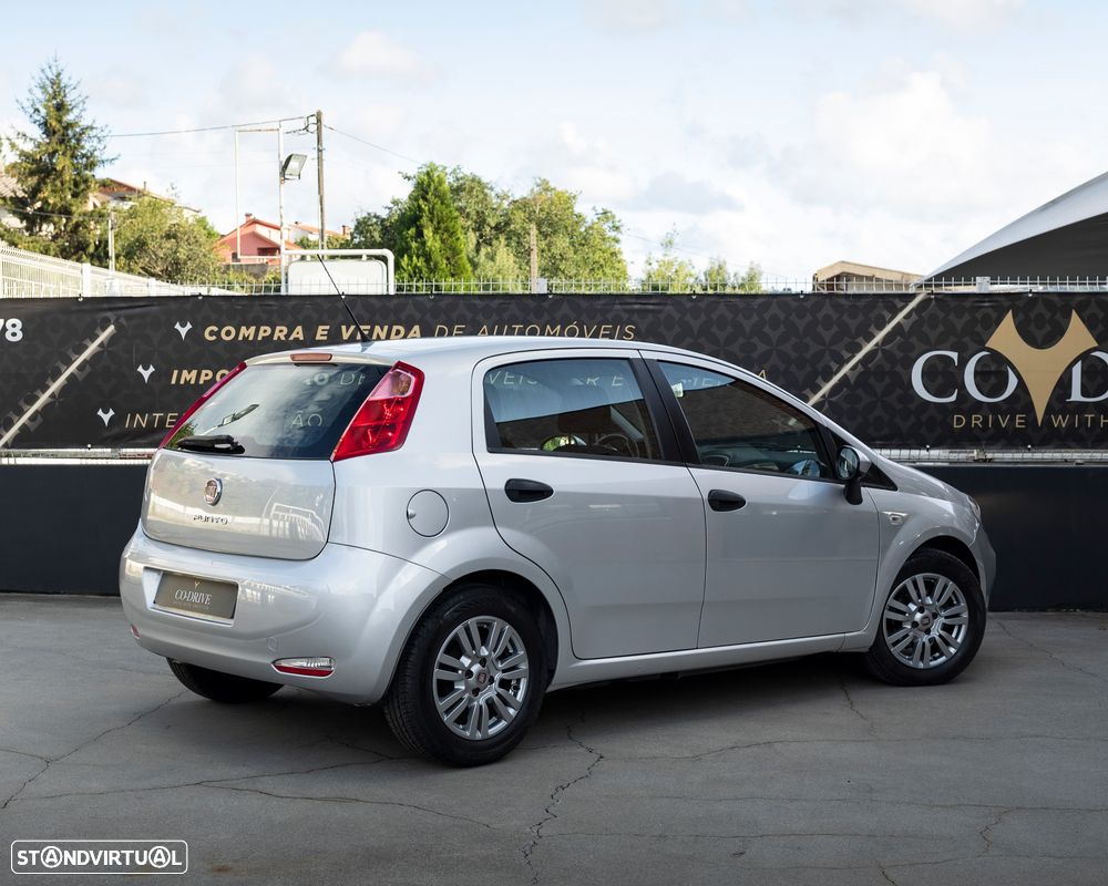 Fiat Punto 1.3 M-Jet Lounge S&S - 4