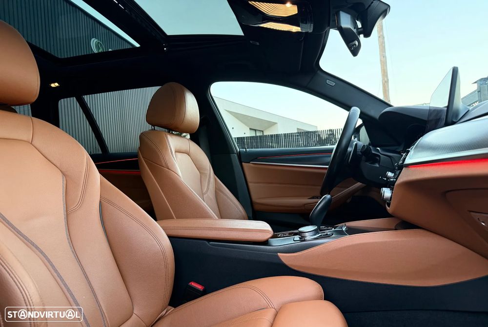 BMW 530 e Pack Desportivo M - 30