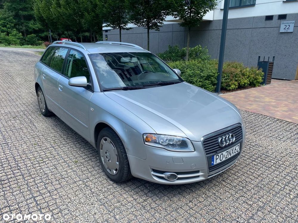 Audi A4 Avant - 1