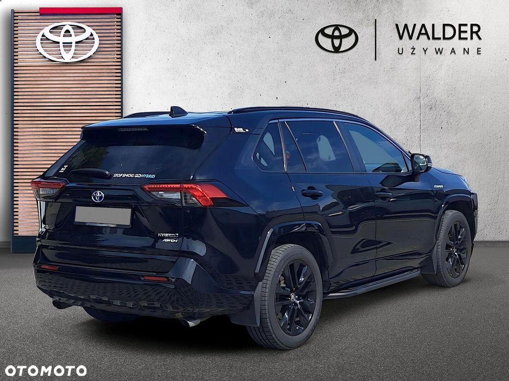 Toyota RAV4 - 6