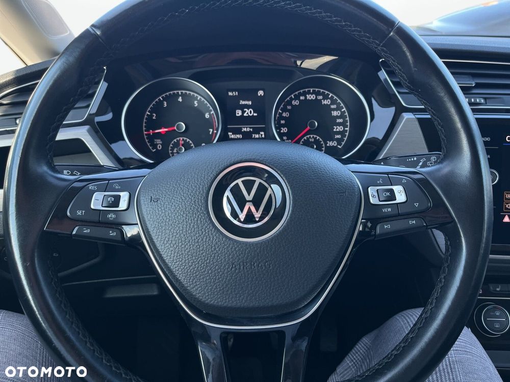 Volkswagen Touran 1.5 TSI EVO Comfortline - 17