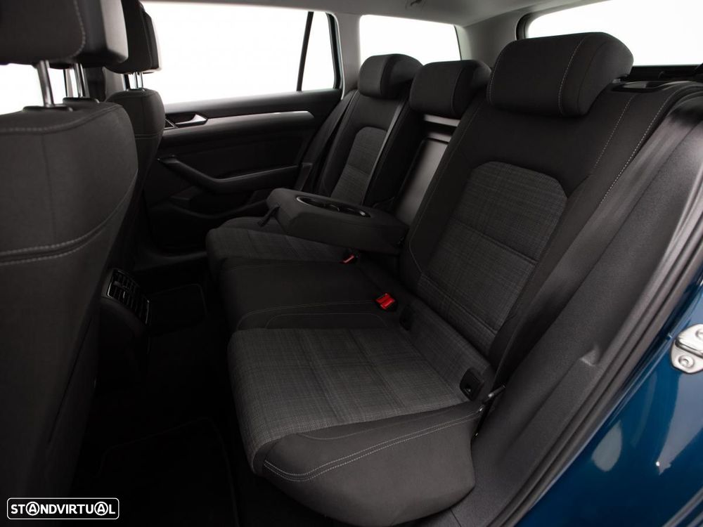 VW Passat Variant 2.0 TDi Business - 10