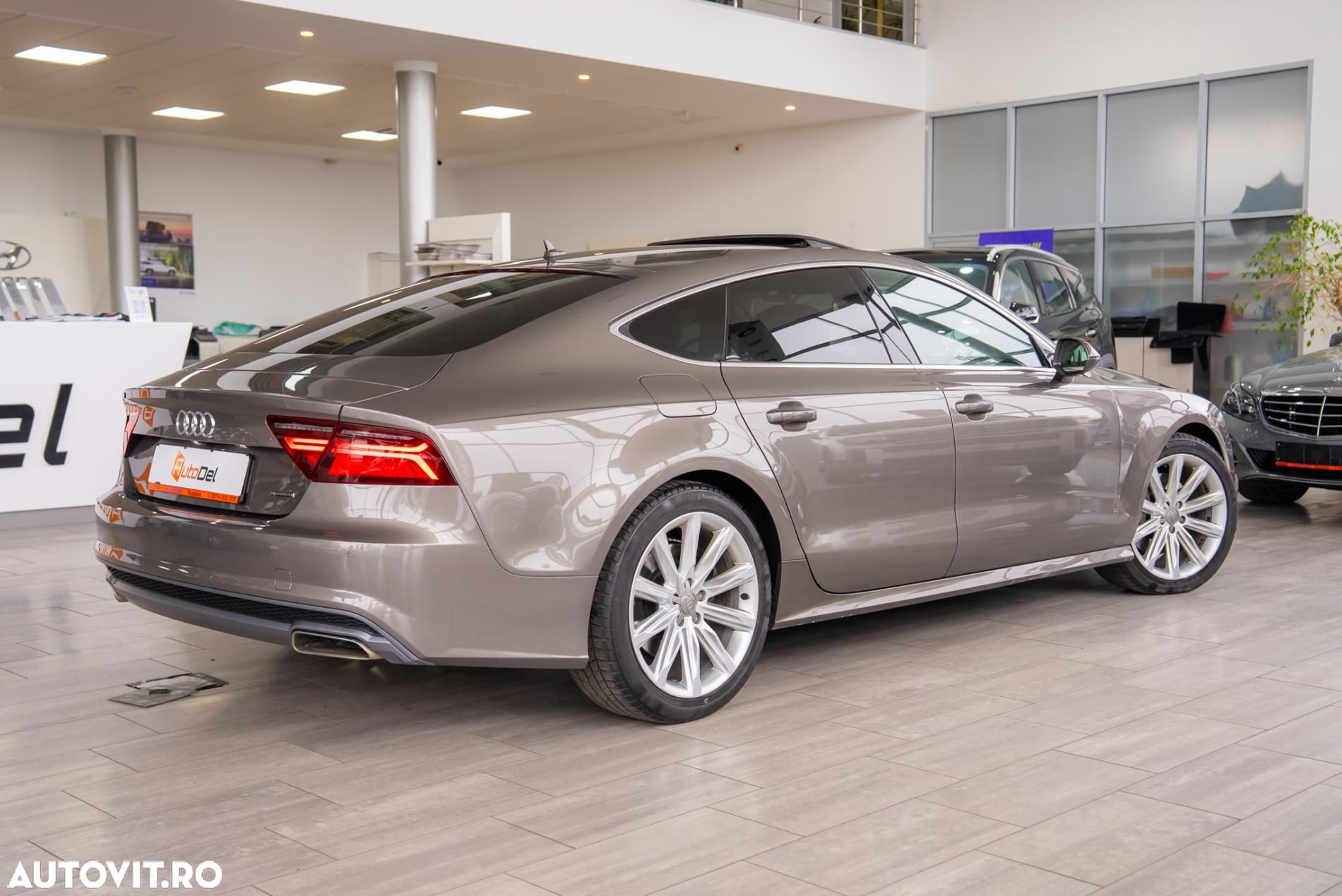 Audi A7 - 8
