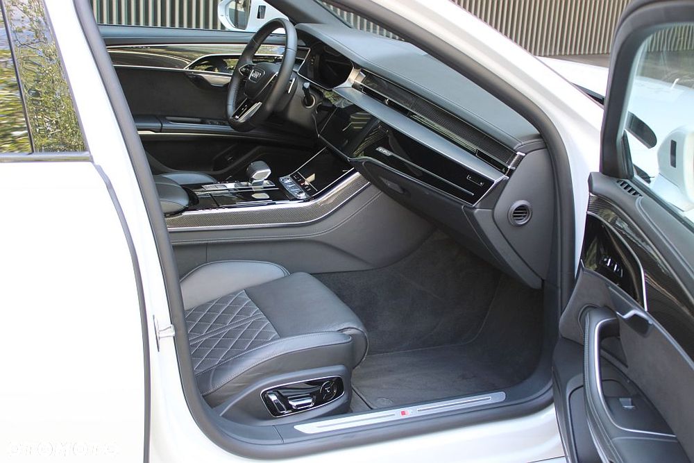 Audi A8 60 TFSI e Quattro Tiptronic - 11