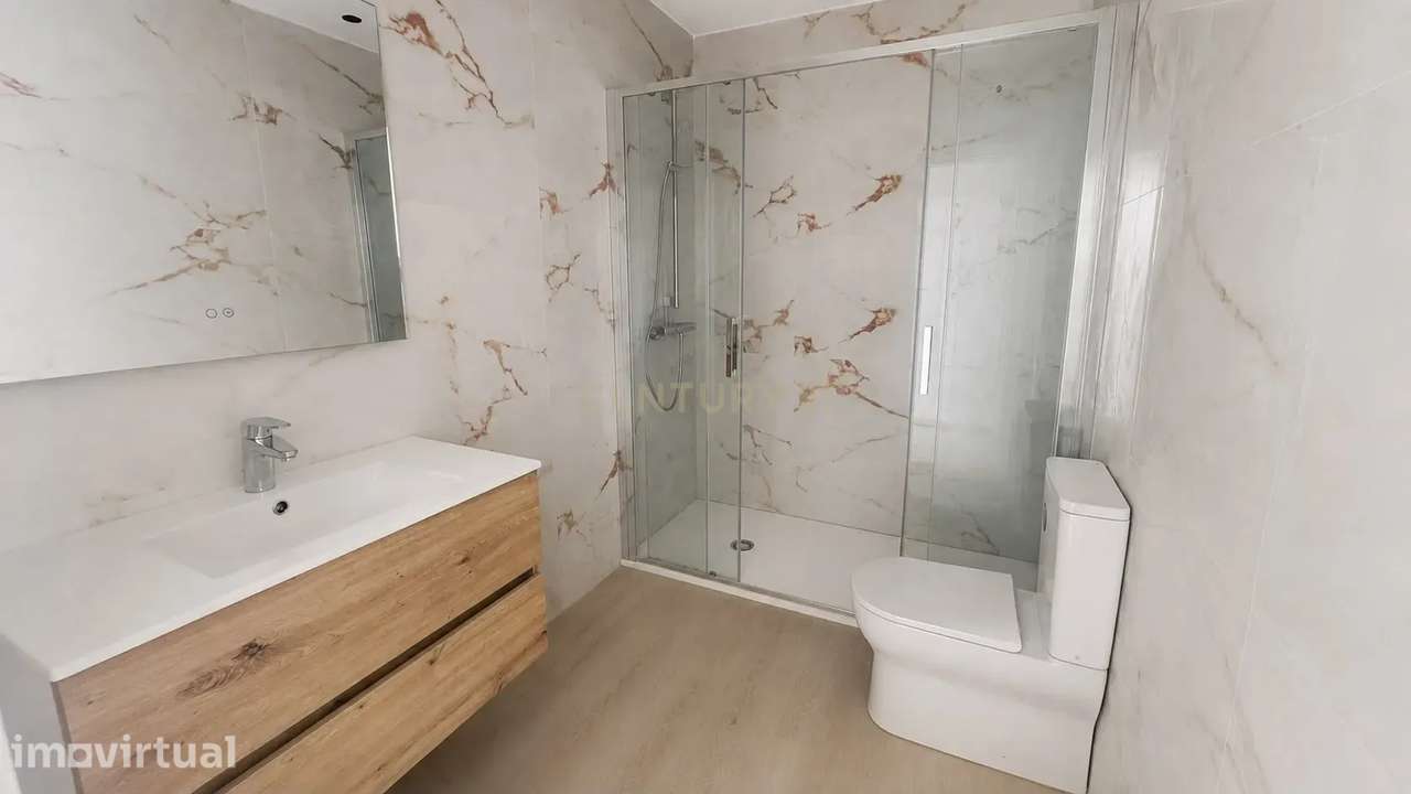 Moradia T2 com 2 WC totalmente remodelada na Quinta do Picado - Grande imagem: 3/12