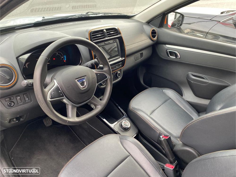 Dacia Spring Comfort Plus - 13