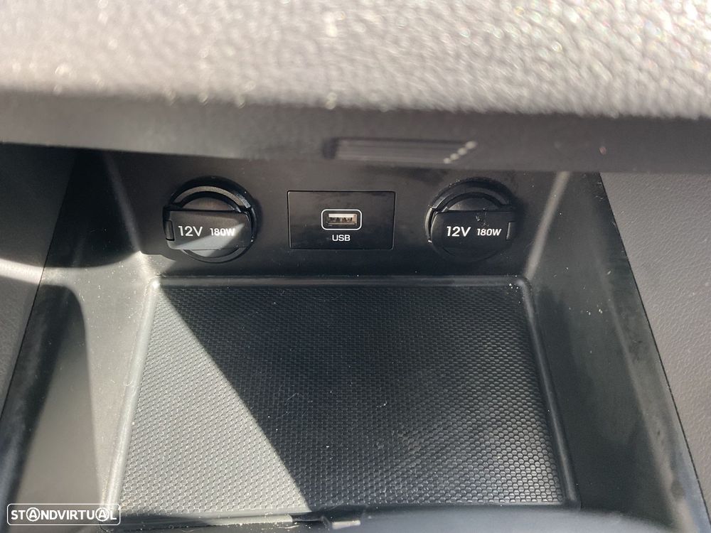 Hyundai Ioniq 1.6 GDI HEV - 32