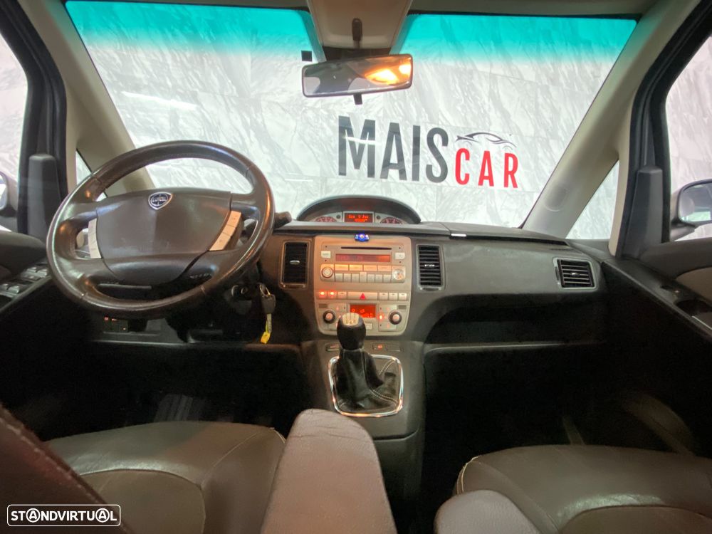 Lancia Musa 1.3 16V M-jet Oro - 11