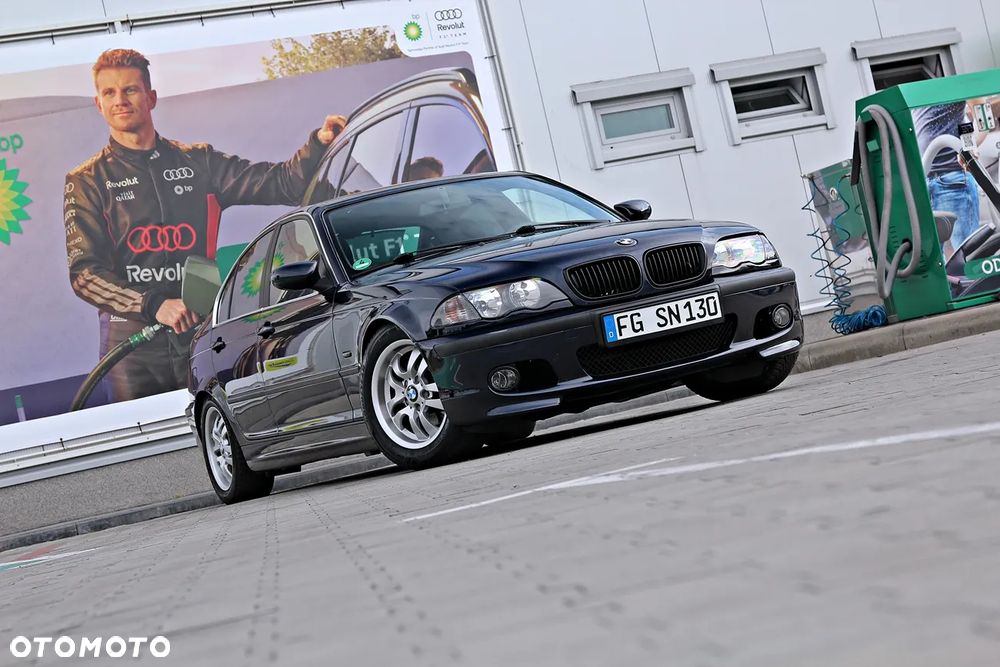BMW Seria 3 320i - 22
