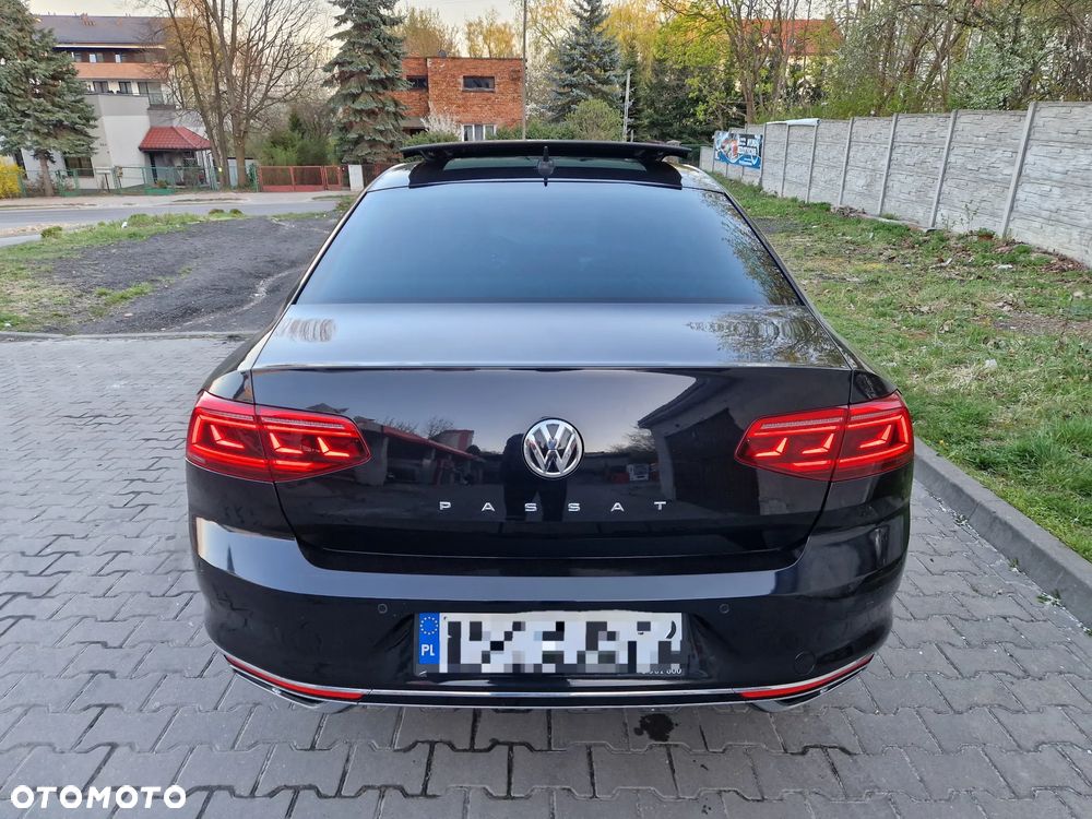 Volkswagen Passat 2.0 TDI (BlueMotion Technology) DSG Comfortline - 11