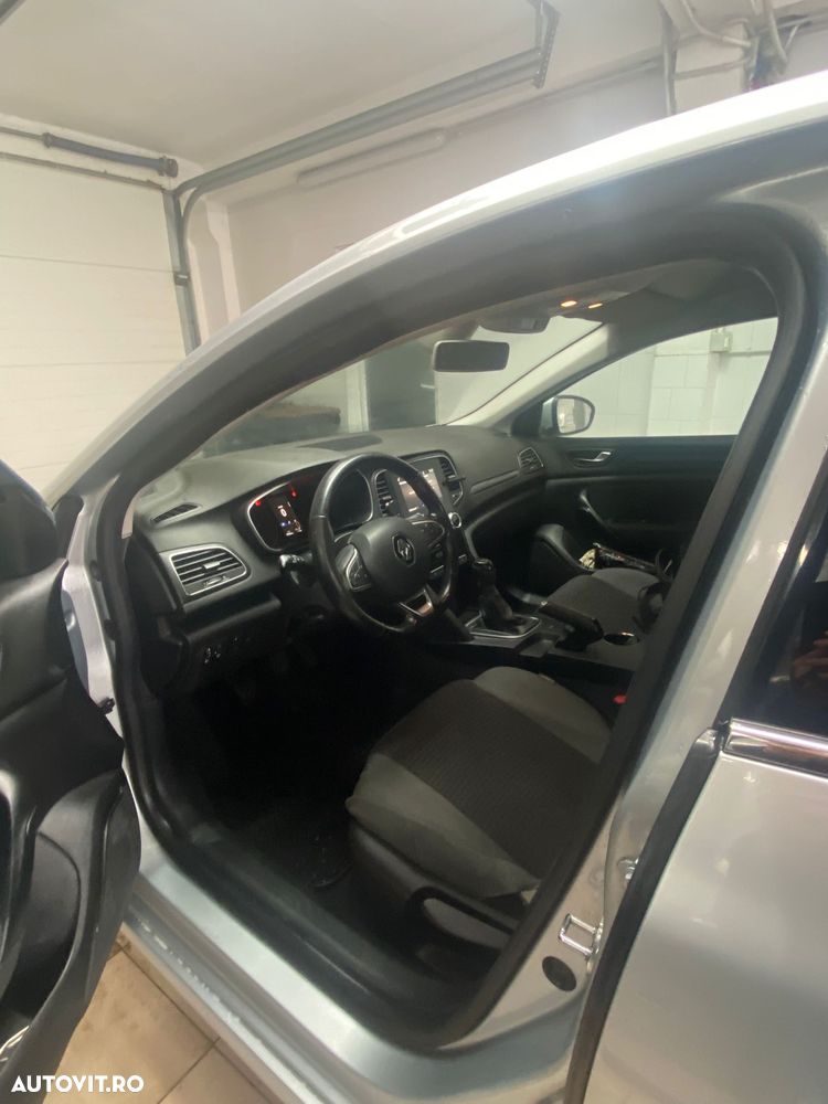 Renault Megane TCe GPF Intens - 15