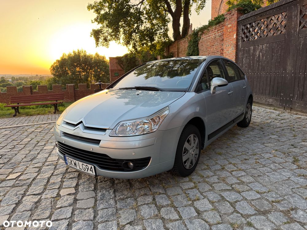 Citroën C4 1.6 16V Confort - 36