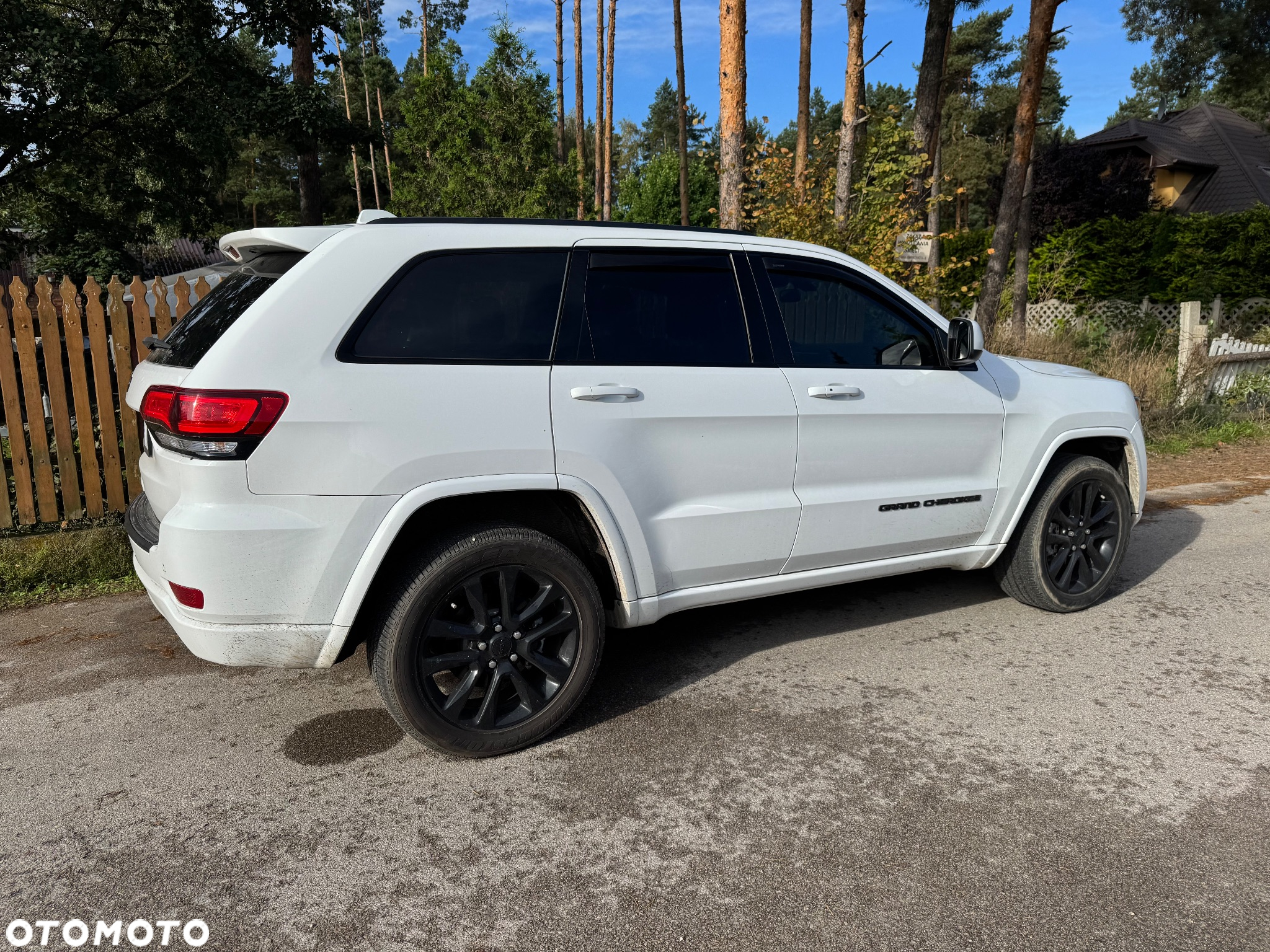 Jeep Grand Cherokee - 8