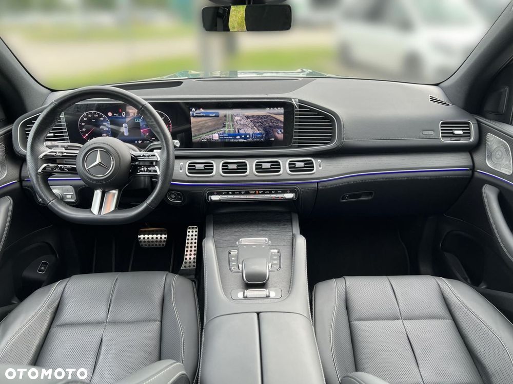 Mercedes-Benz GLS - 19