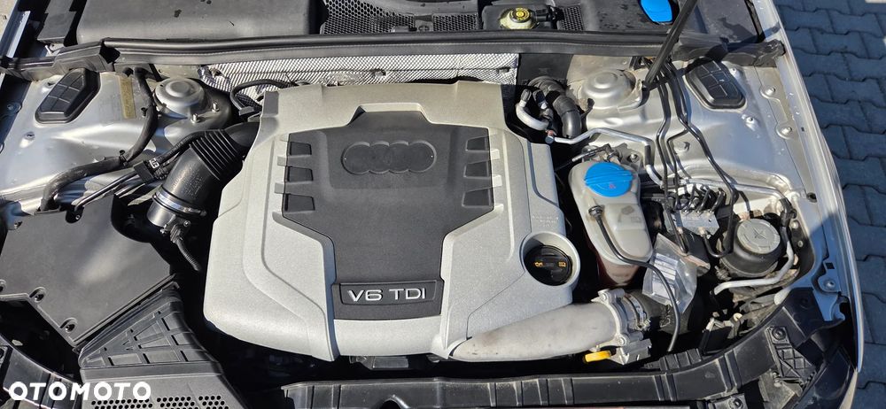 Audi A4 Avant 3.0 TDI DPF quattro Ambiente - 9