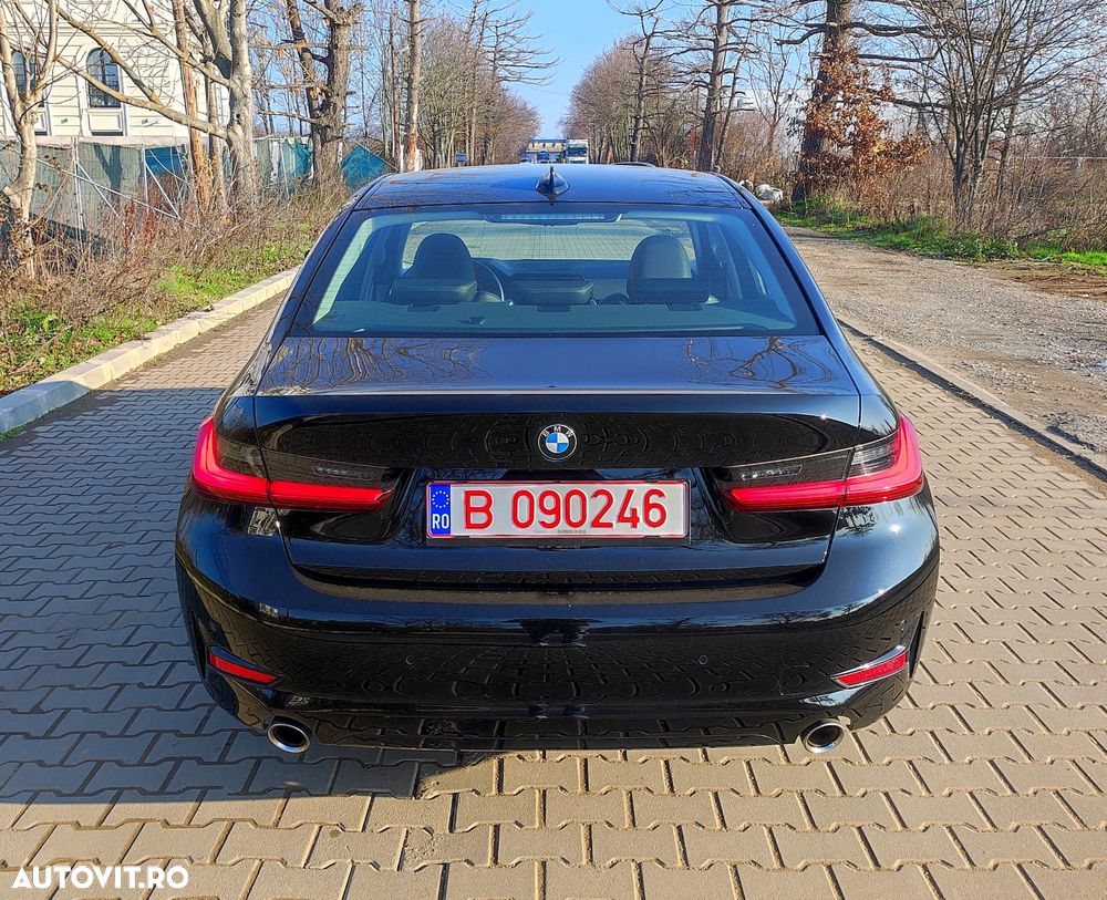 BMW Seria 3 320i Aut. Sport Line - 4