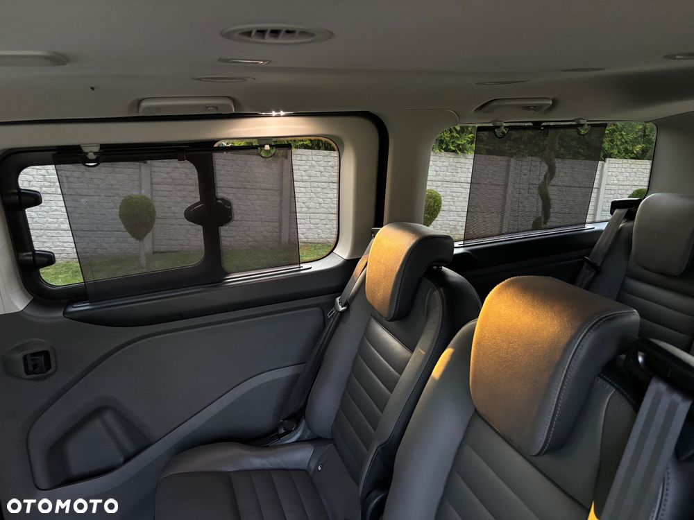 Ford Tourneo Custom 2.0 EcoBlue L1 Titanium SelectShift - 33