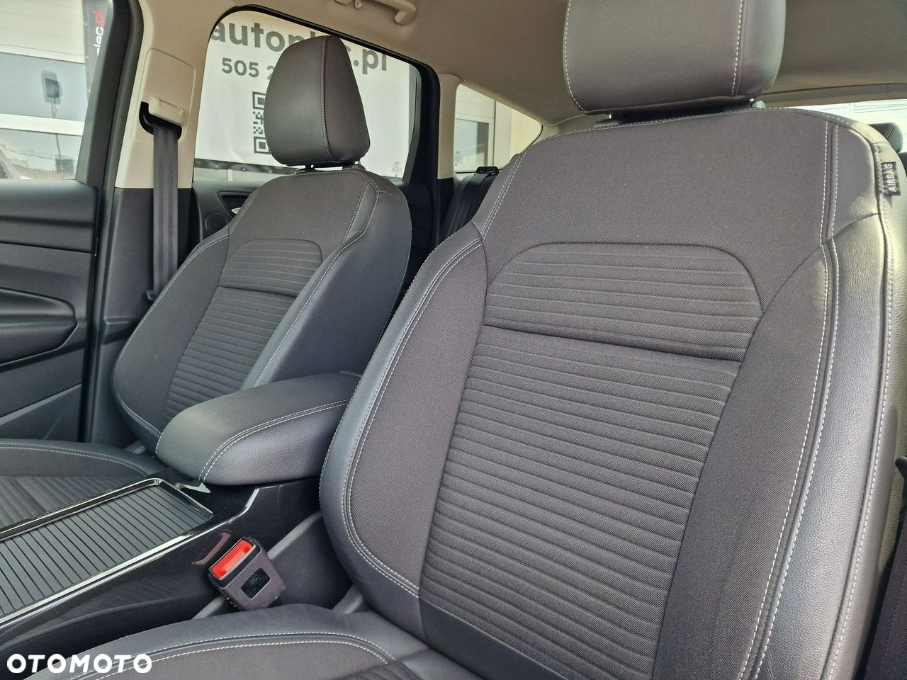 Ford Kuga 1.5 EcoBoost 2x4 Titanium - 17