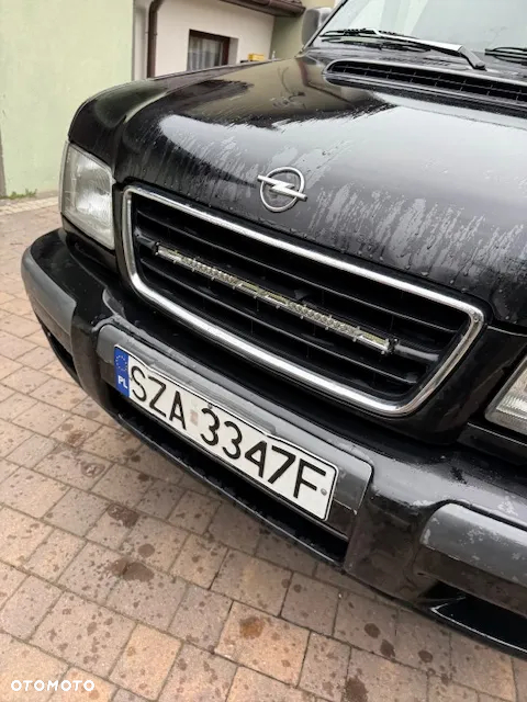 Opel Monterey 3.0 DTI RS - 2