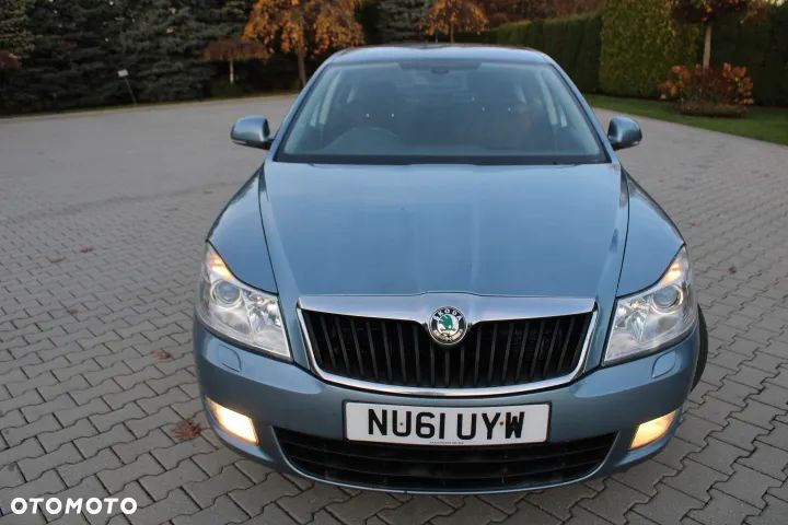 Skoda Octavia 1.6 TDI DPF Elegance - 20