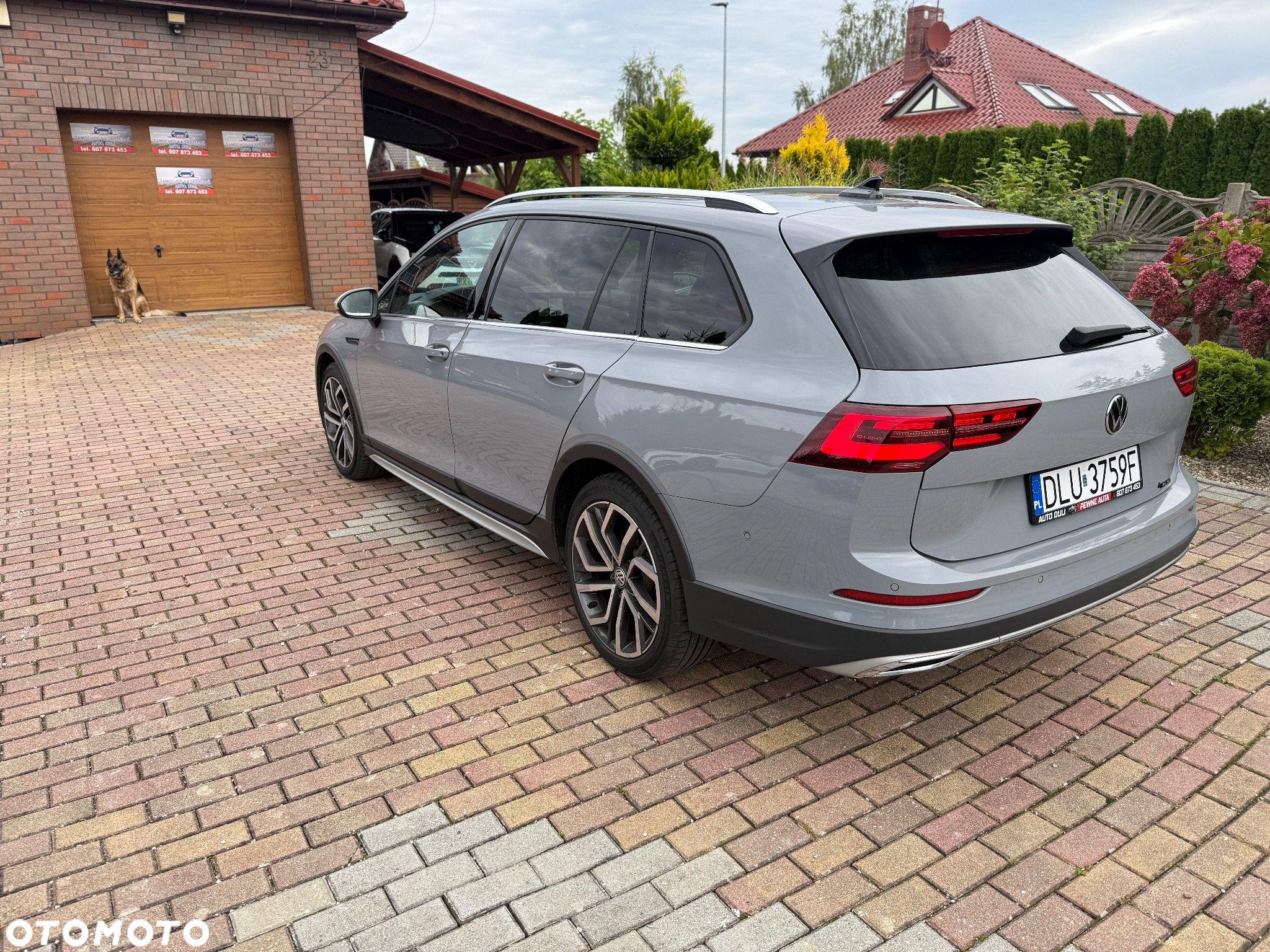 Volkswagen Golf Variant 2.0 TDI 4Motion SCR DSG Alltrack - 4