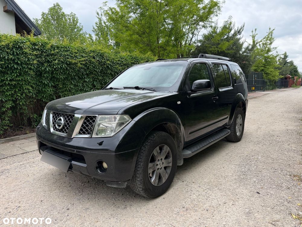 Nissan Pathfinder - 4