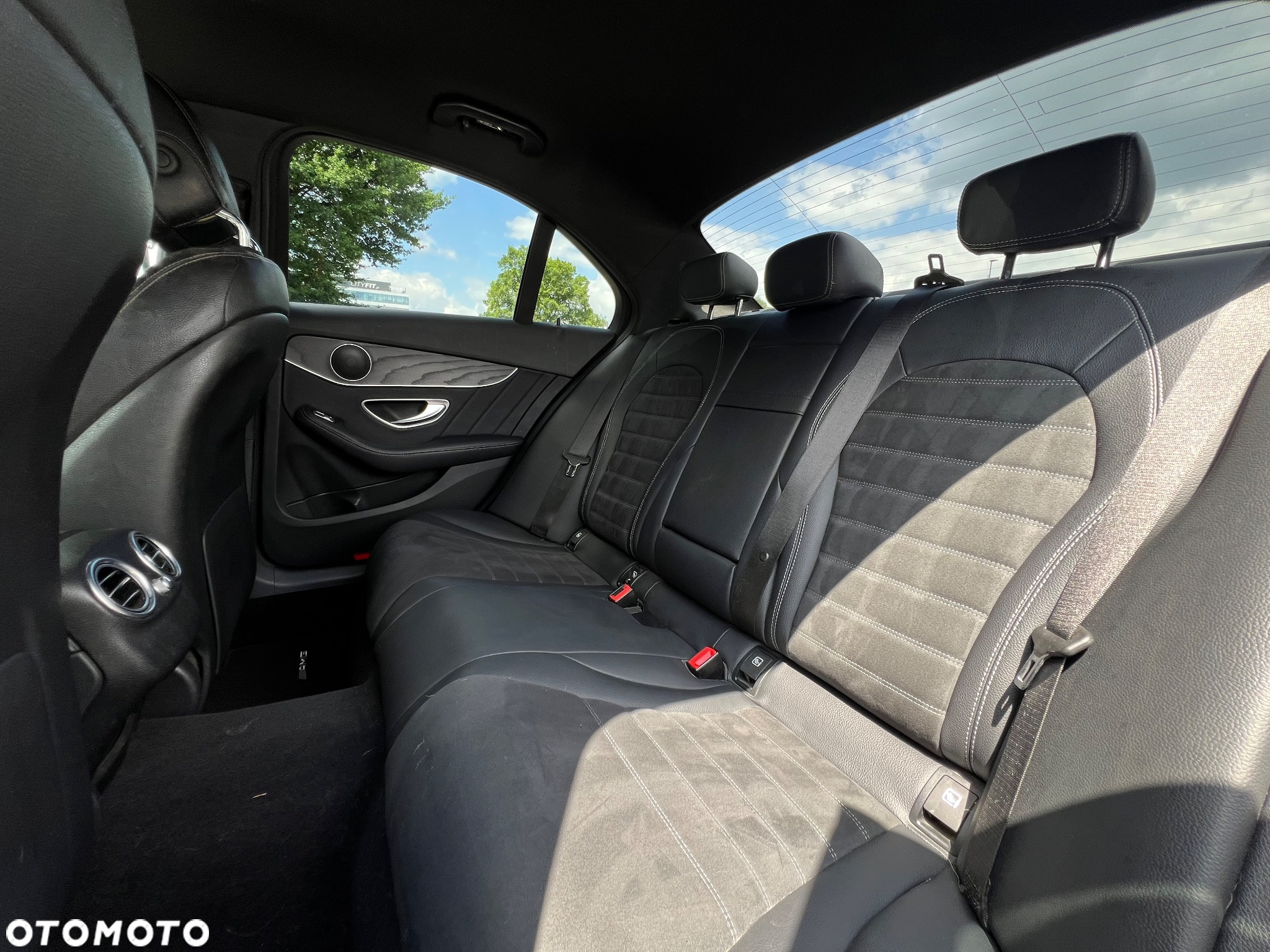 Mercedes-Benz Klasa C 220 d 4MATIC 9G-TRONIC - 11