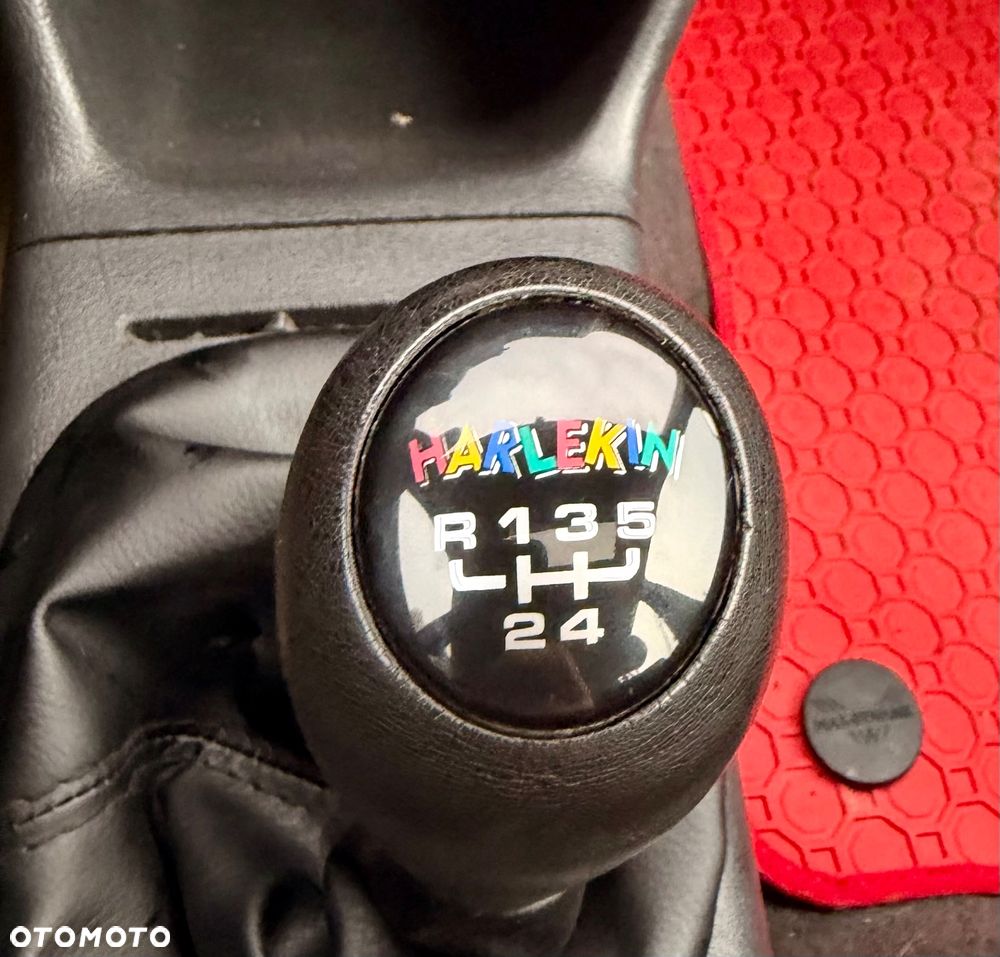 Volkswagen Polo - 8