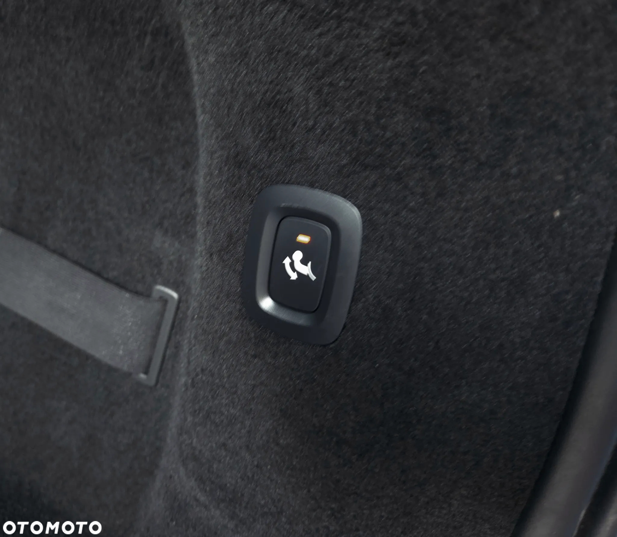 Volvo V90 D4 Inscription - 35