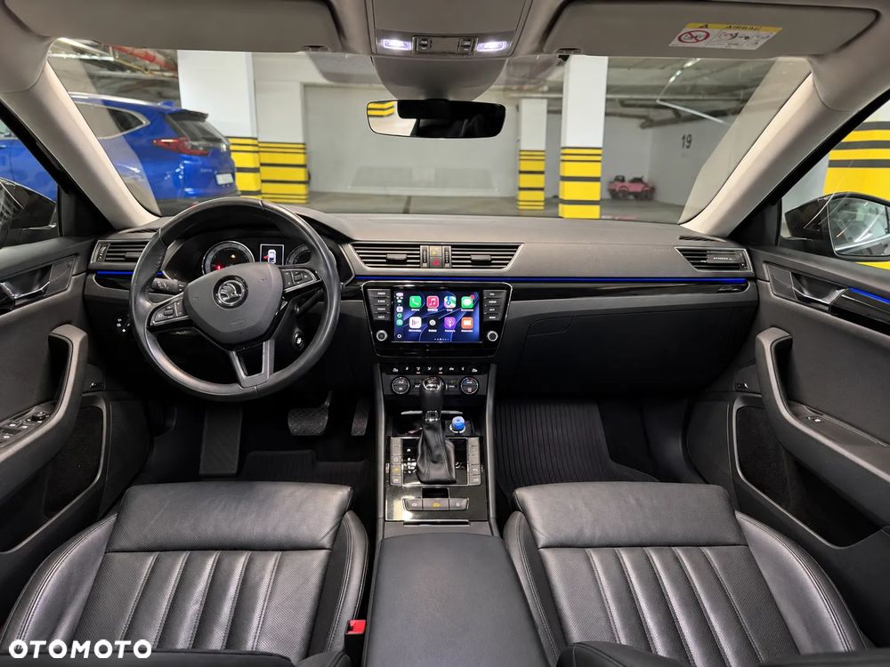 Skoda Superb 2016 photo 2