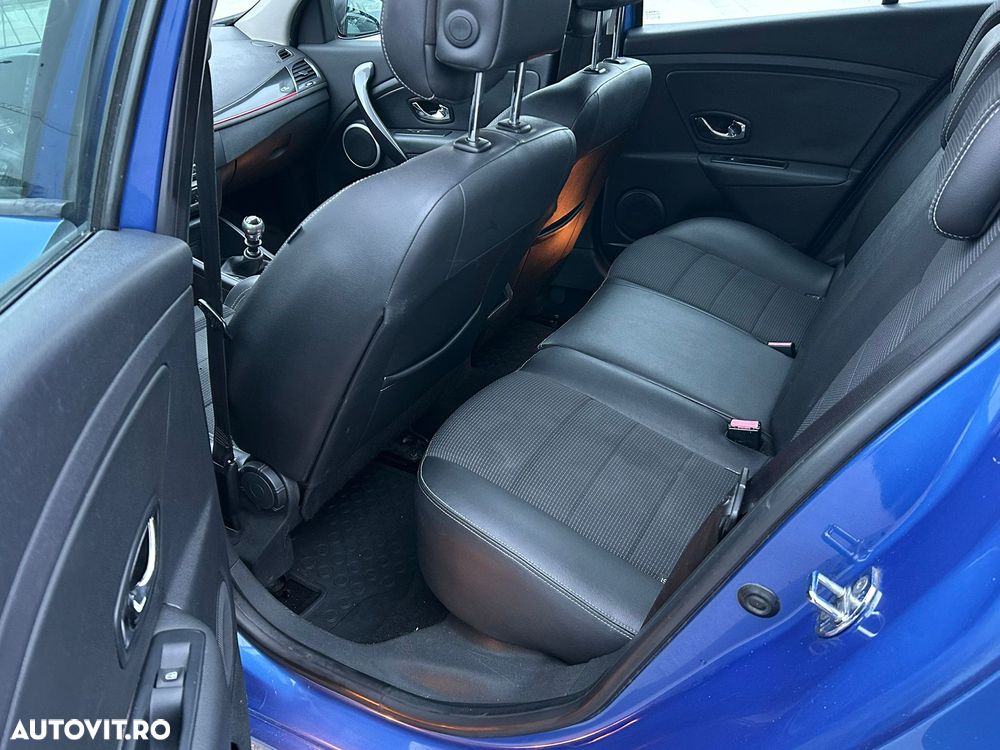 Renault Megane 1.6 dCi Energy Sporty Dynamique - 8