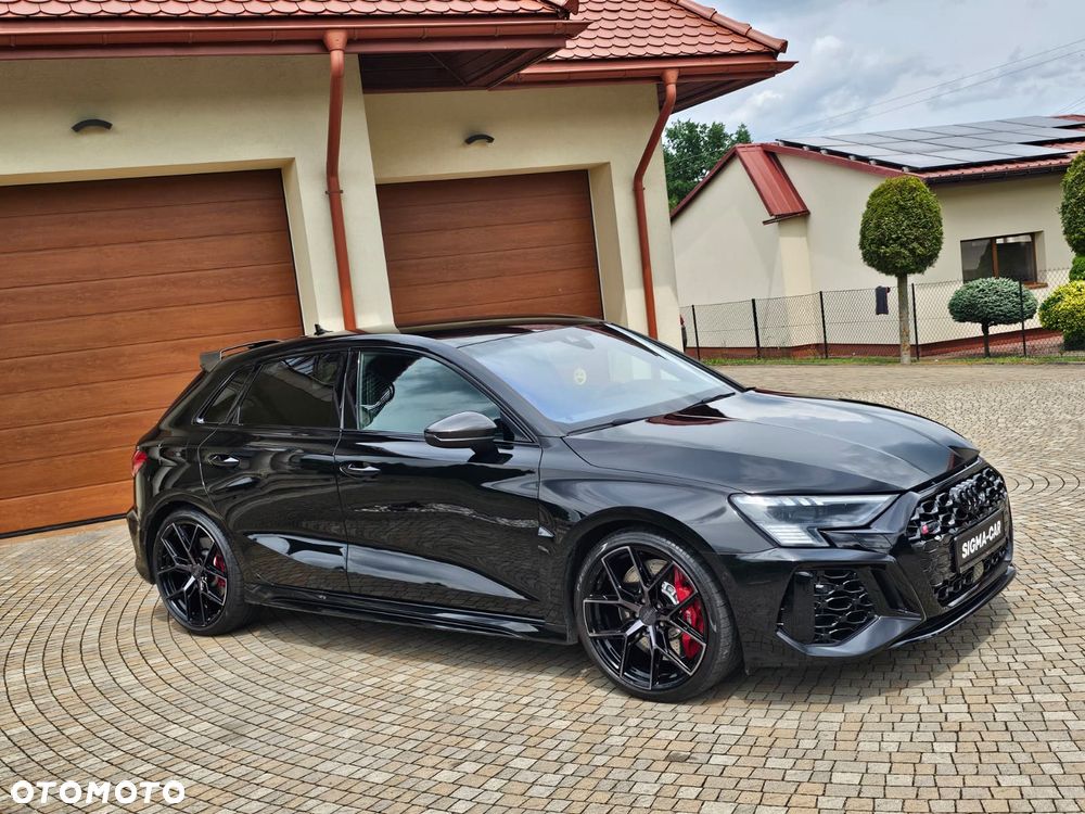 Audi RS3 Sportback - 17