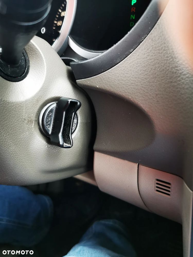 Suzuki Grand Vitara 2.0 20th Anniversary - 18