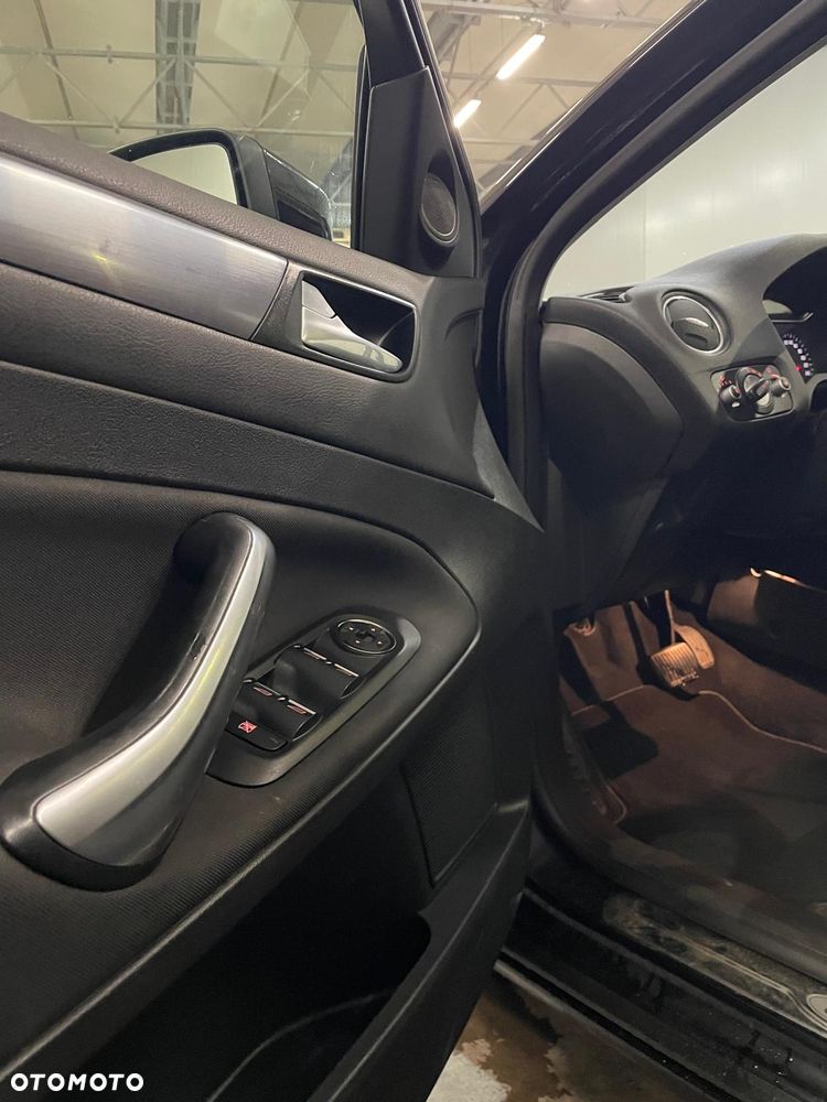 Ford Mondeo - 15
