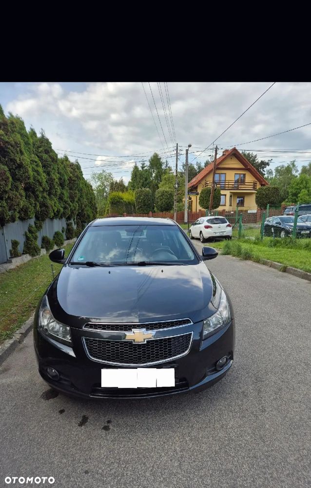 Chevrolet Cruze 2010 photo 2