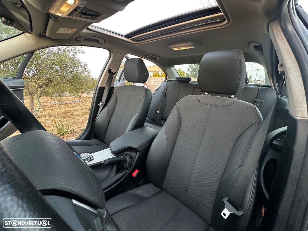 BMW 330 e iPerformance - 24
