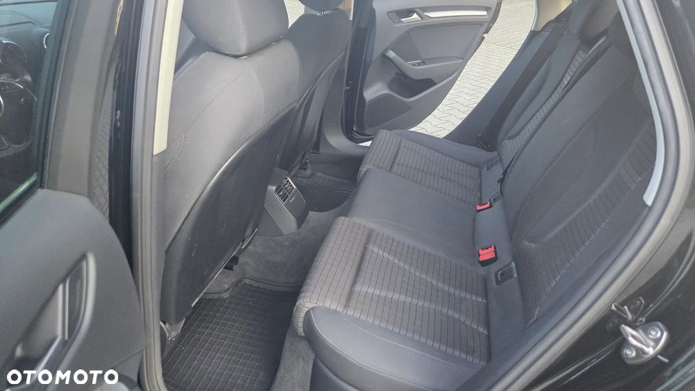 Audi A3 Sportback - 33