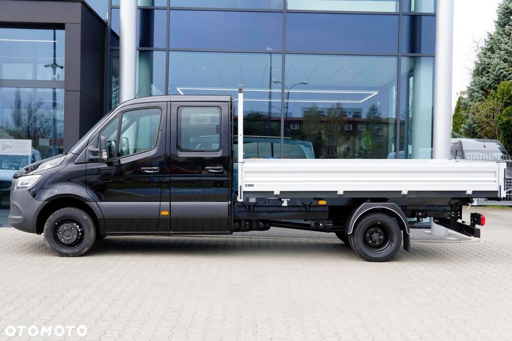 Mercedes-Benz Sprinter - 4