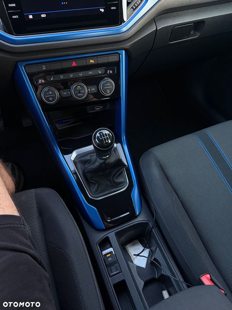 Volkswagen T-Roc 1.0 TSI Advance - 20
