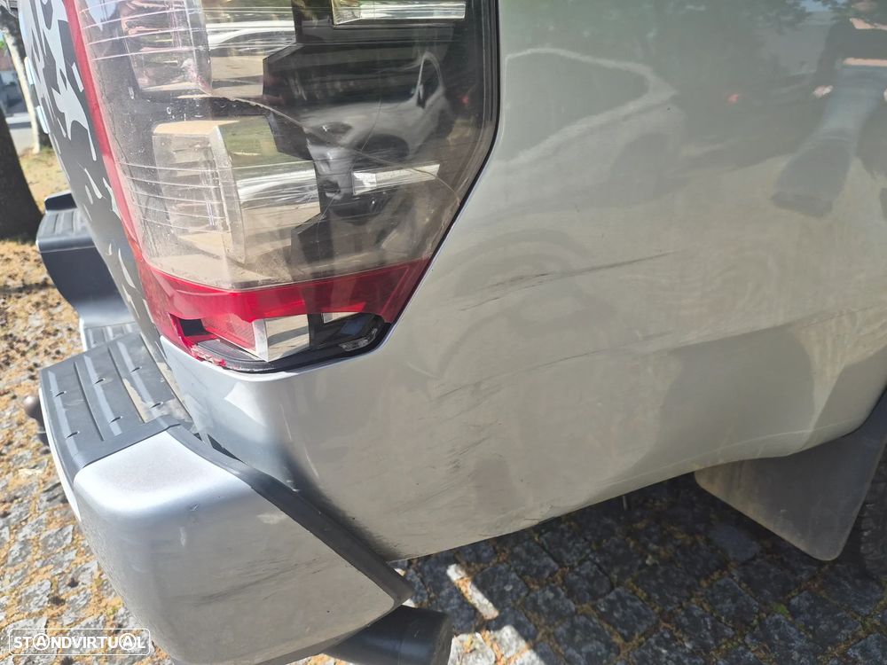 Mitsubishi L200 2.3 DI-D Strakar Club Connect Edition 4WD - 8