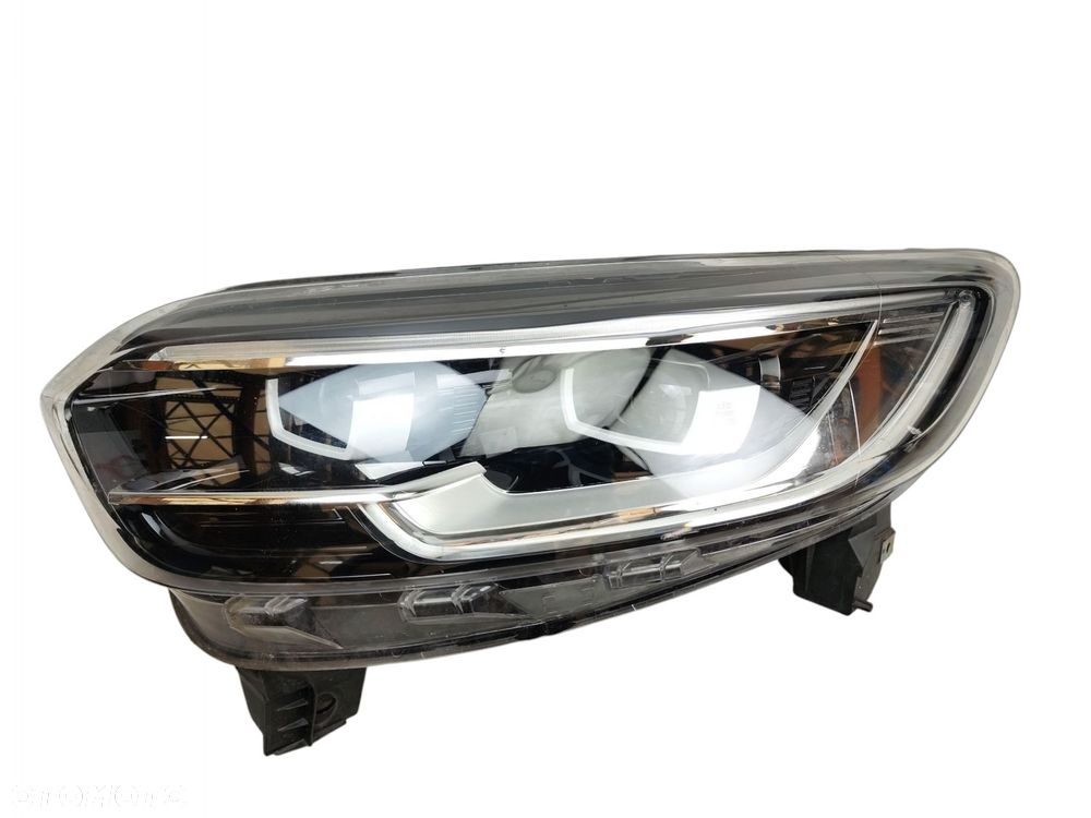 LAMPA REFLEKTOR LEWY PRZÓD RENAULT KADJAR LIFT (2018-2022) 260600084R LED - 1