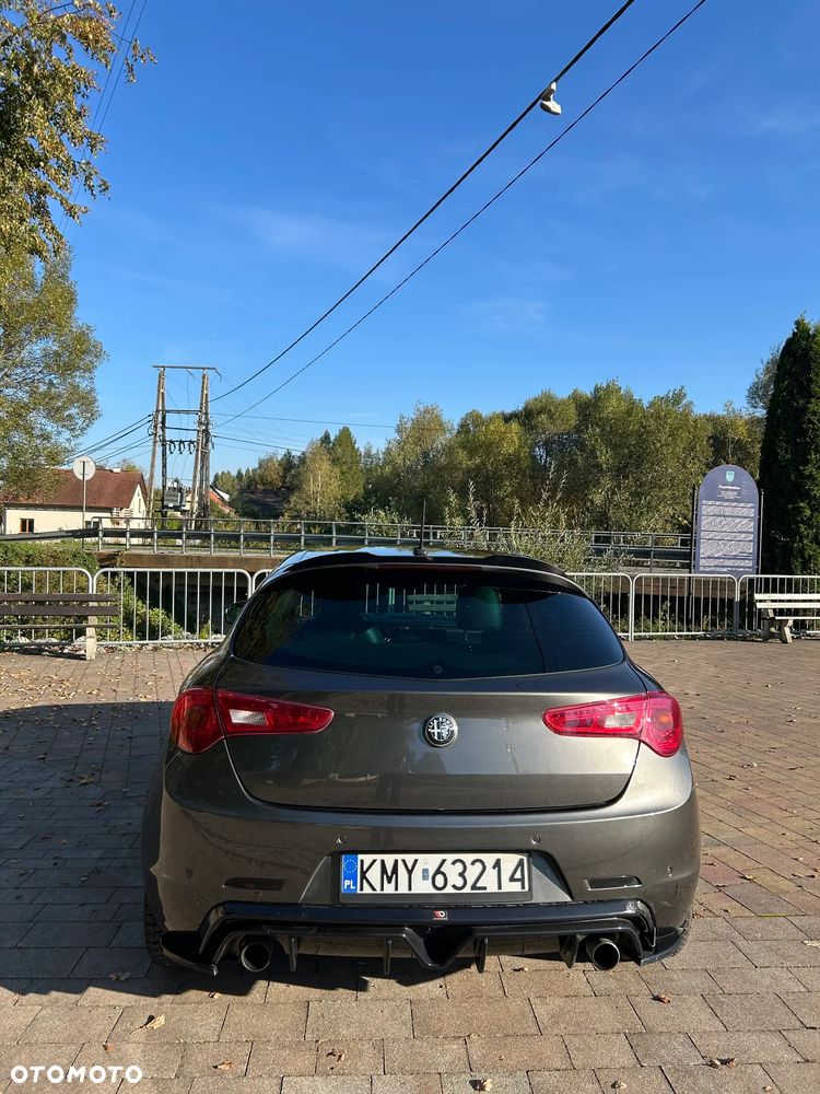 Alfa Romeo Giulietta 2.0 JTDM Distinctive - 5