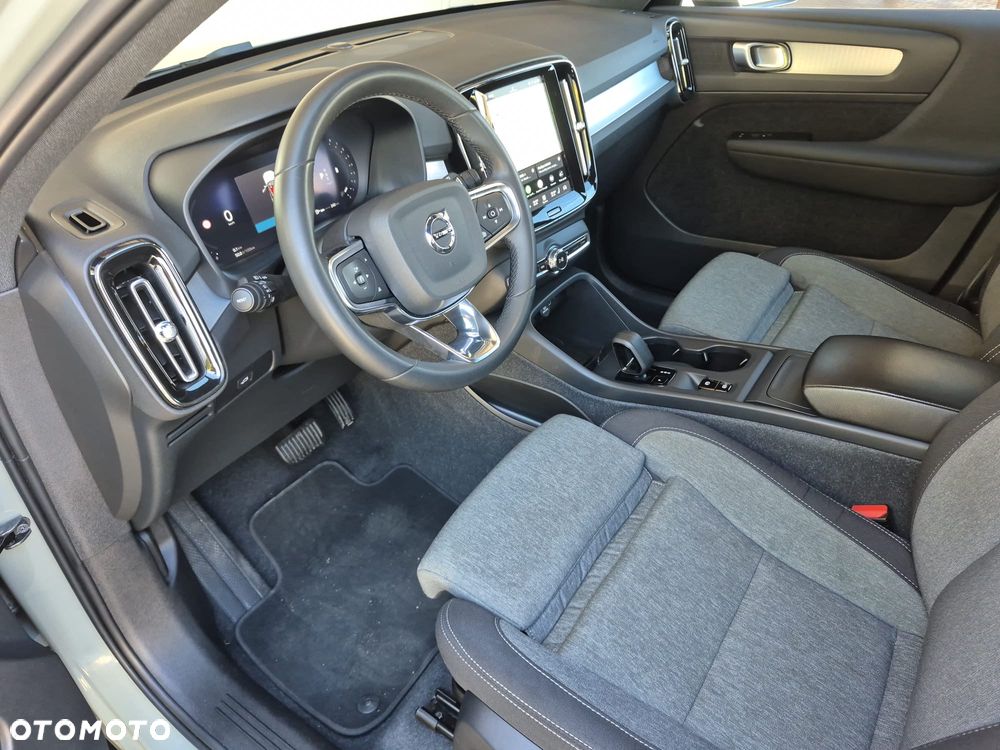 Volvo XC 40 - 27