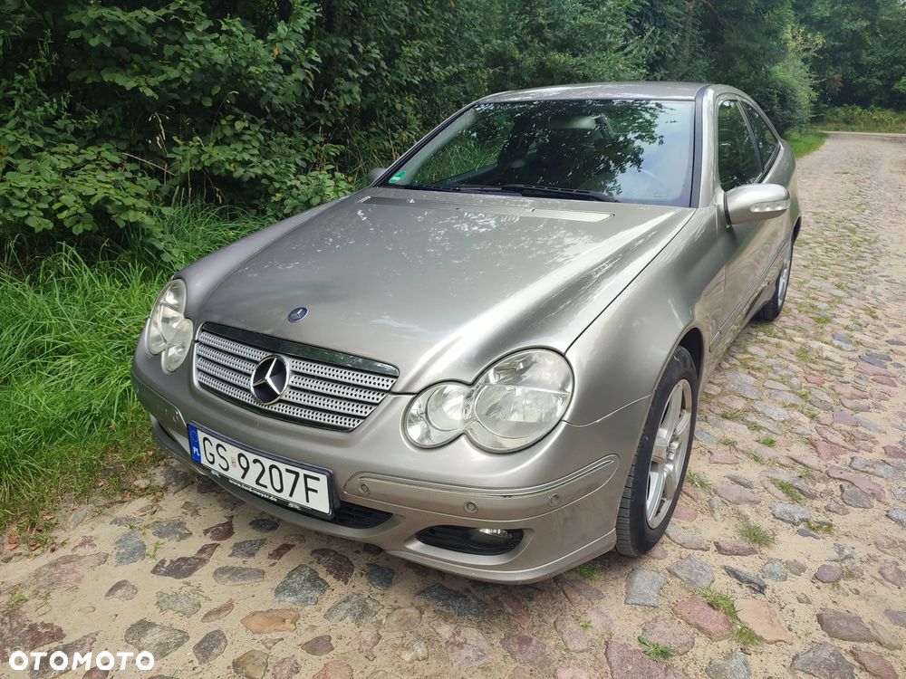 Mercedes-Benz Klasa C 220 CDI Sportcoupe Automatik - 4